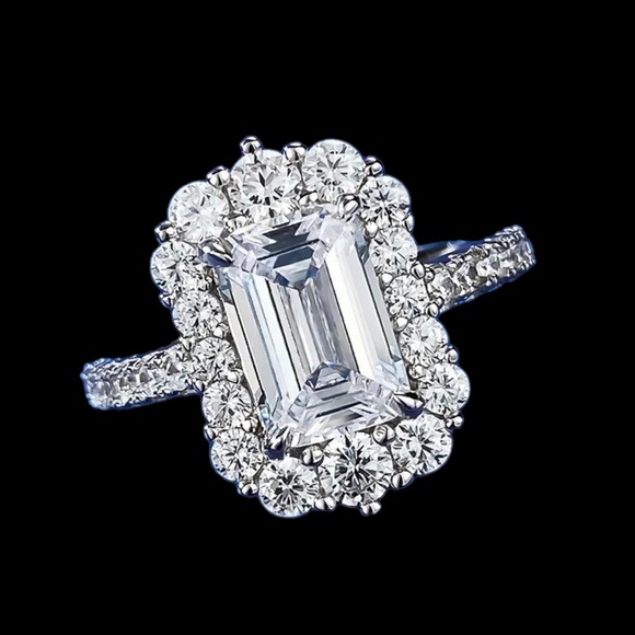 Diamond Emerald Cut Gorgeous Ring Size 6 - Picture 6 of 10